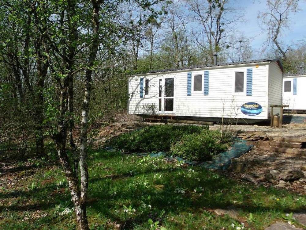 Camping De La Croix D'Arles Bourg  Exteriör bild
